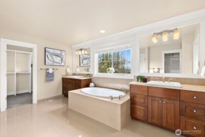 9026 NE 127th Place , Kirkland, WA 98034 - Photo 23