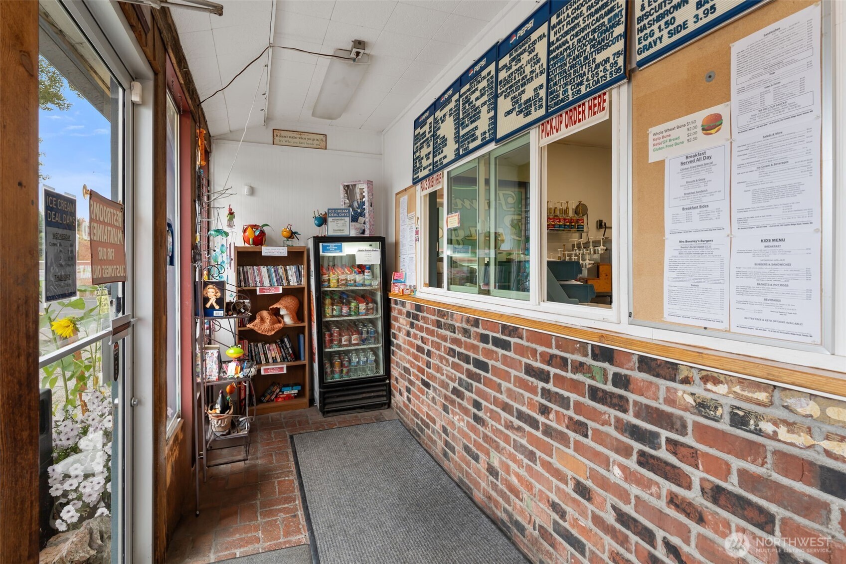 393 Cowlitz Ridge Road , Toledo, WA 98591