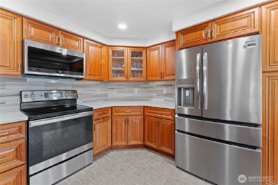 11243 Airpark Lane SE, Yelm, WA 98597 - Photo 15