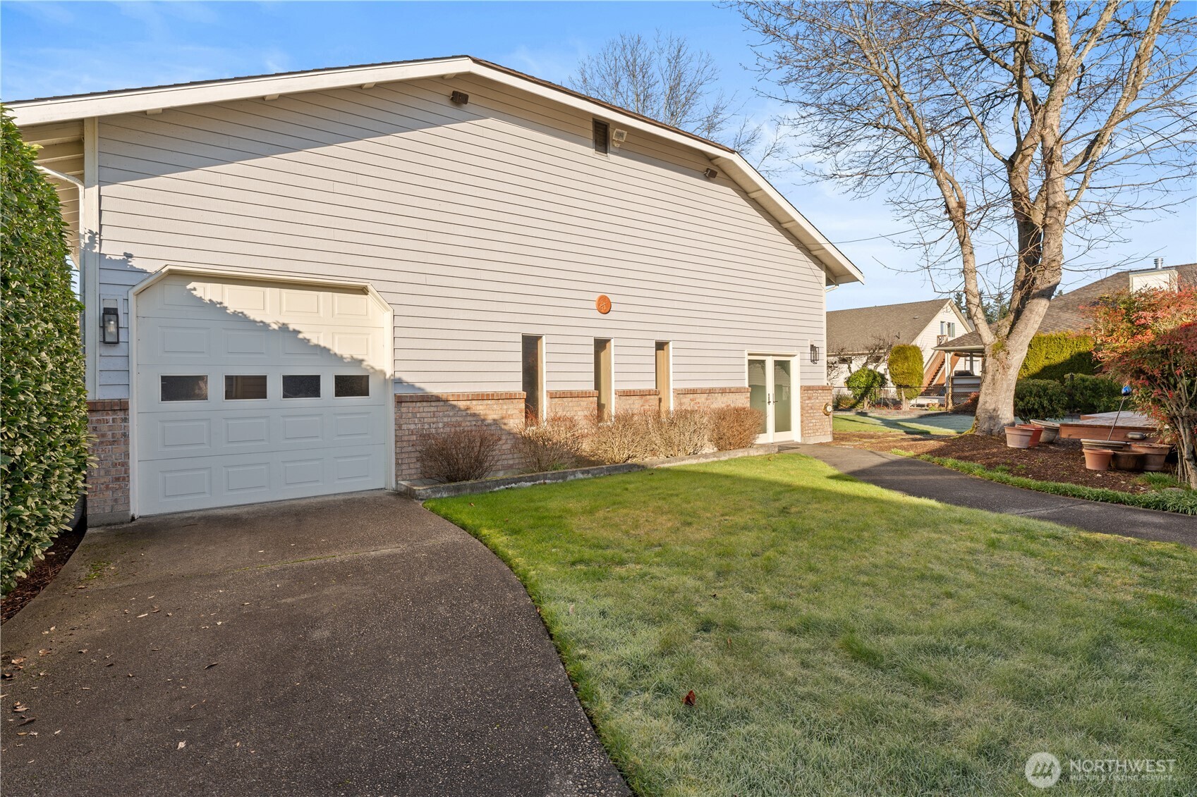 11243 Airpark Lane SE, Yelm, WA 98597