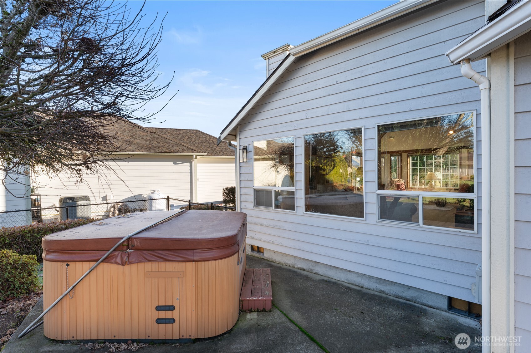 11243 Airpark Lane SE, Yelm, WA 98597