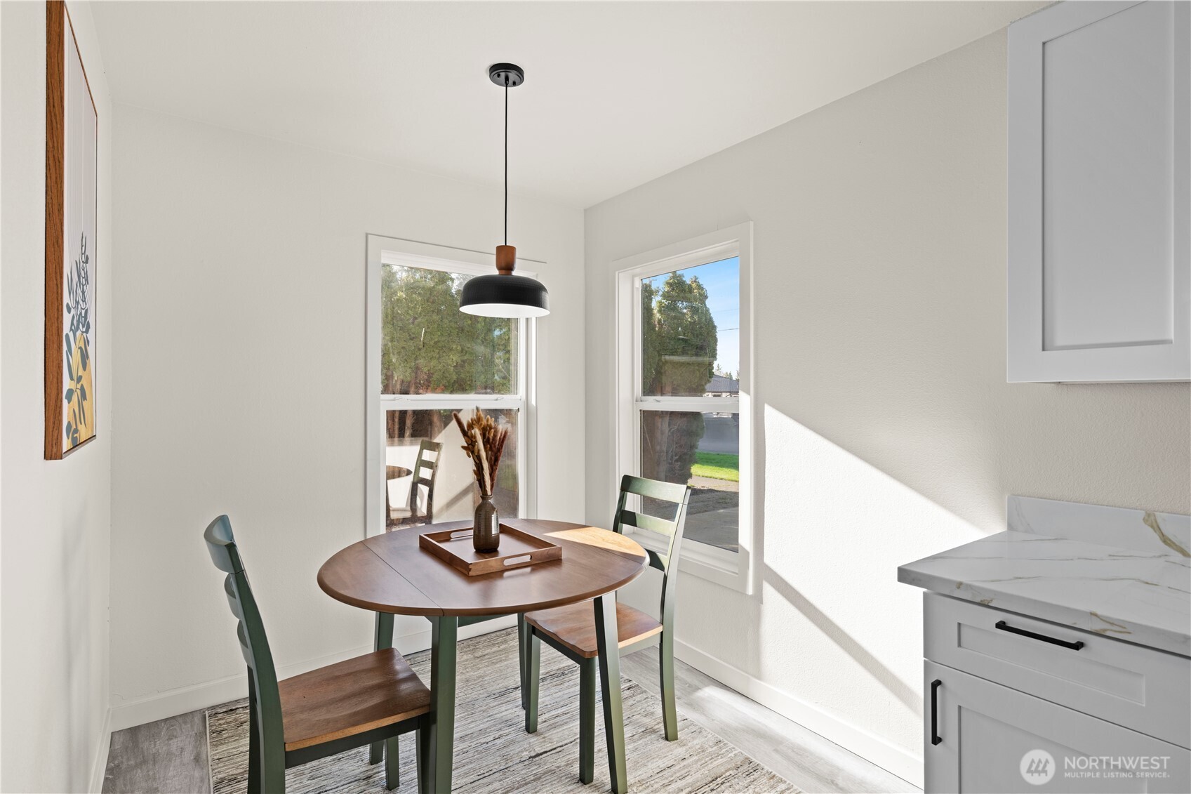 1802 Douglas Street , Mount Vernon, WA 98273