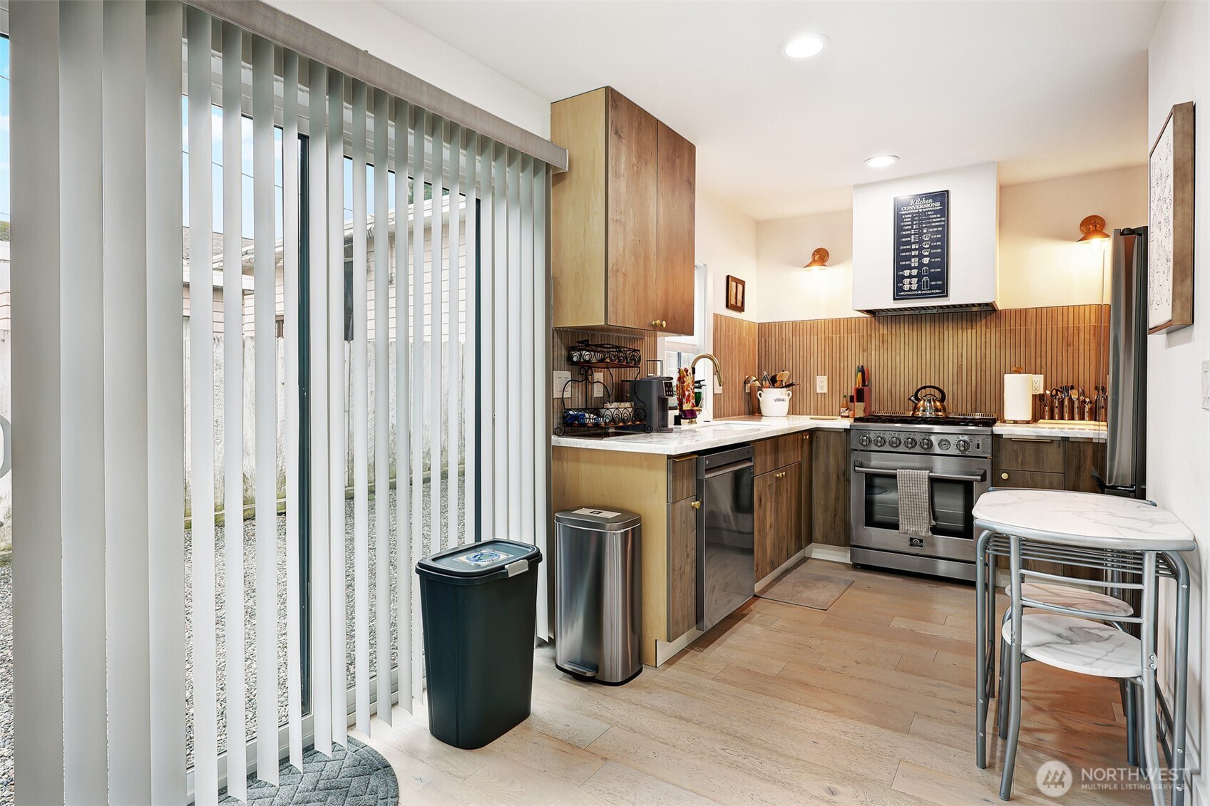 7514 12th Avenue SW #B, Seattle, WA 98106