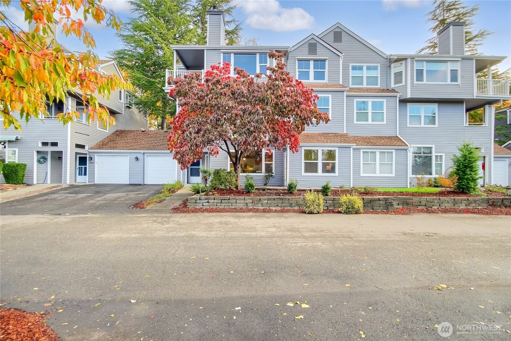 4228 221st Place SE #1083, Issaquah, WA 98029
