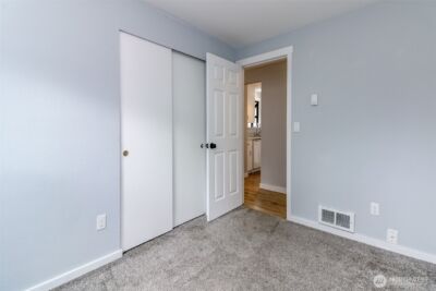 713 136th Street S, Tacoma, WA 98444 - Photo 18