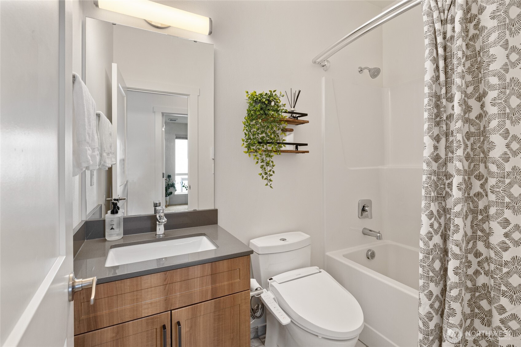 9614 NE 183rd Street #D, Bothell, WA 98011