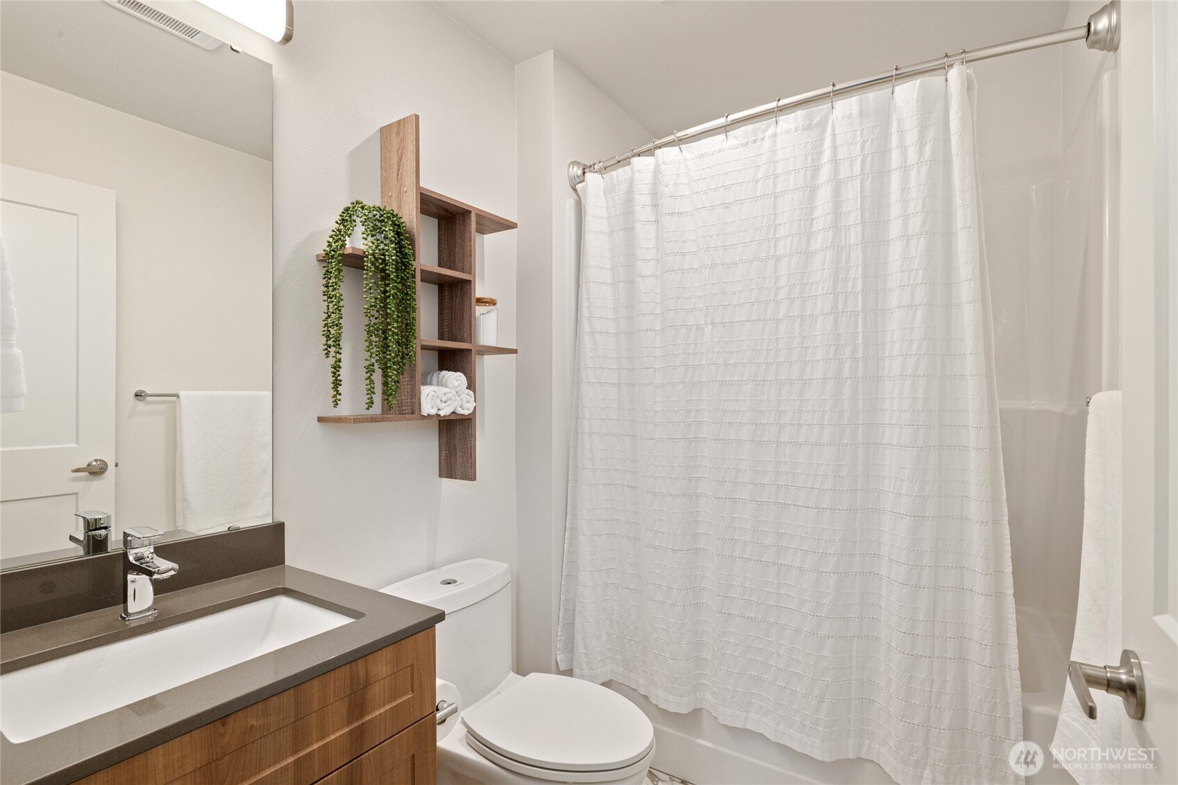 9614 NE 183rd Street #D, Bothell, WA 98011