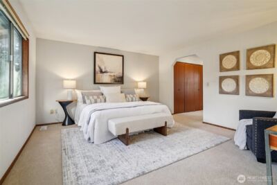 14335 SE 63rd Street , Bellevue, WA 98006-4802 - Photo 15