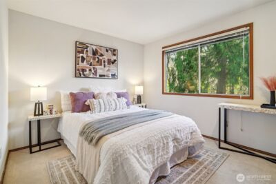 14335 SE 63rd Street , Bellevue, WA 98006-4802 - Photo 18