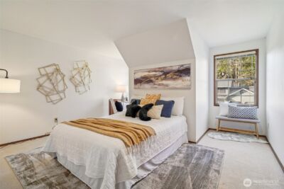 14335 SE 63rd Street , Bellevue, WA 98006-4802 - Photo 19