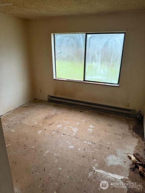 4 Kirkpatrick Road , Hoquiam, WA 98550