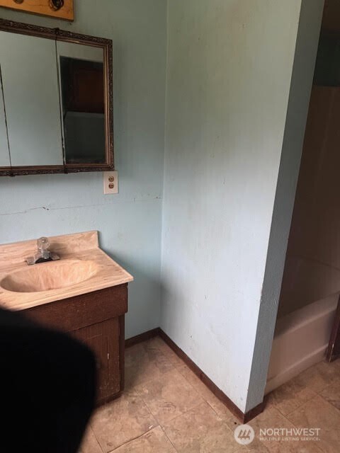 4 Kirkpatrick Road , Hoquiam, WA 98550