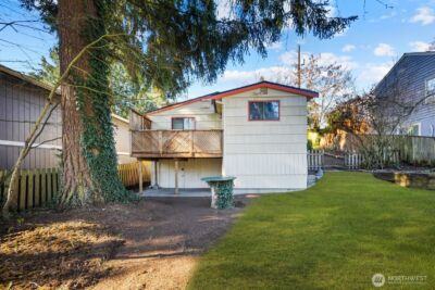 14044 Lenora Place N, Seattle, WA 98133-0000 - Photo 13