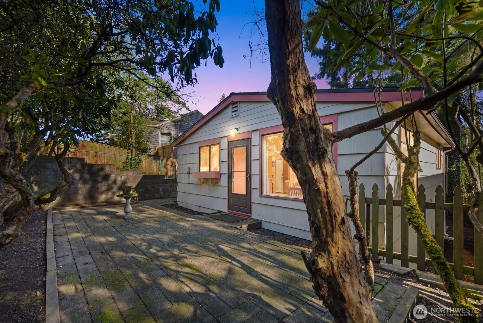 14044 Lenora Place N, Seattle, WA 98133-0000