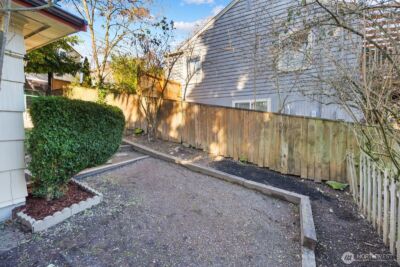 14044 Lenora Place N, Seattle, WA 98133-0000 - Photo 6