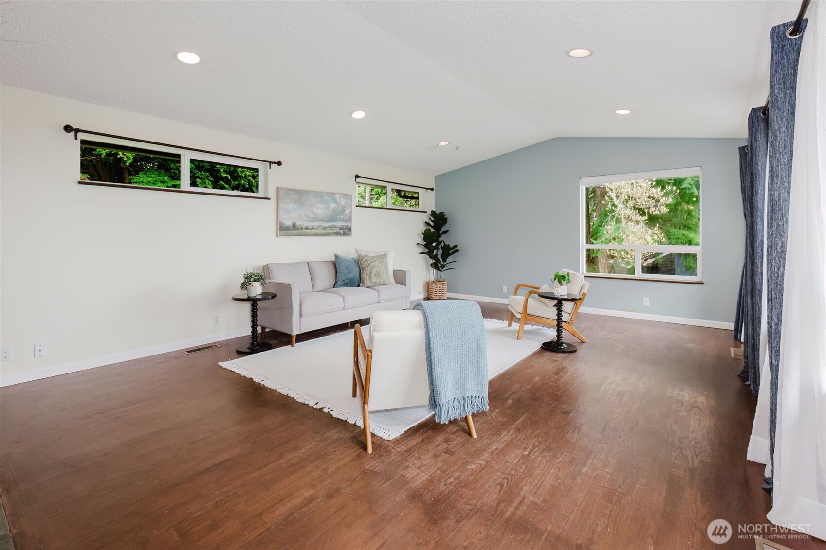 1820 Rustic Lane , Bremerton, WA 98310