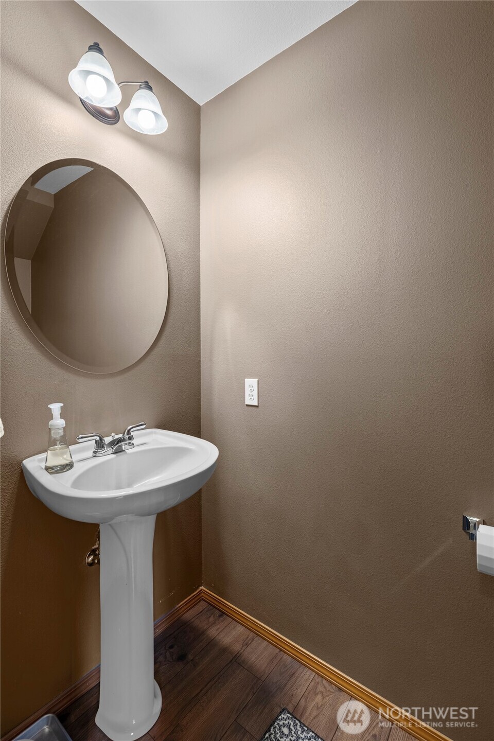 3349 68th Avenue SW, Olympia, WA 98512