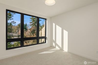 415 99th Avenue NE, Bellevue, WA 98004 - Photo 15