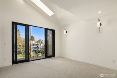 415 99th Avenue NE, Bellevue, WA 98004 - Photo 10