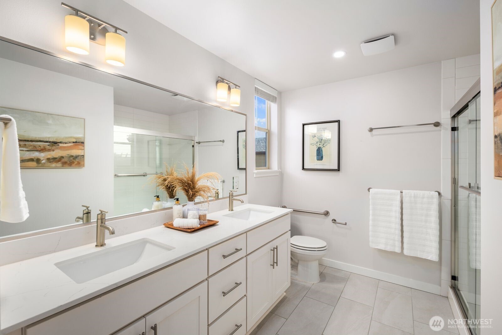 1237 Meander Way SE #101, North Bend, WA 98045