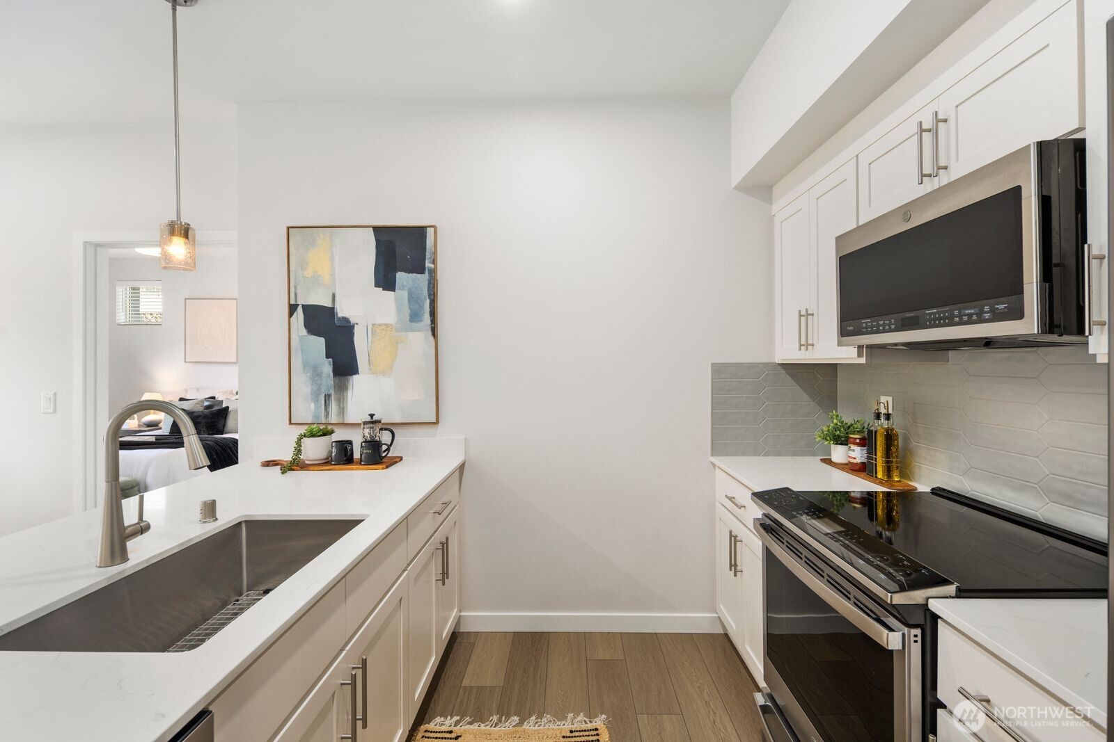 1237 Meander Way SE #101, North Bend, WA 98045