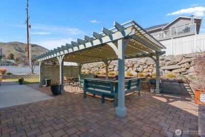 2220 Michael Brooke , Wenatchee, WA 98801 - Photo 33