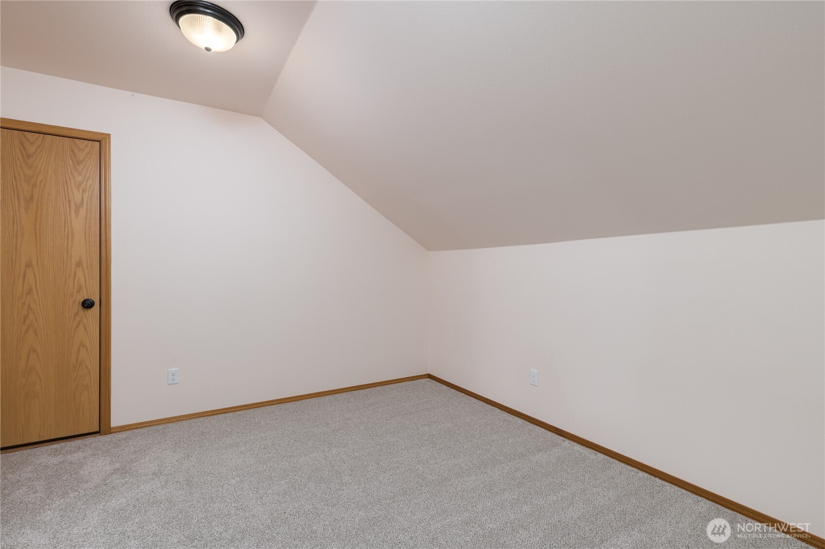 10320 SE 304th Place , Auburn, WA 98092