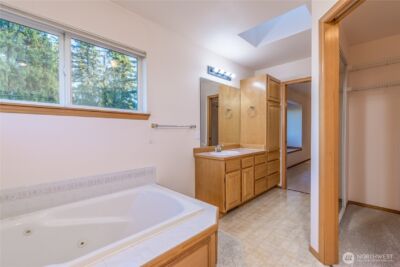 10320 SE 304th Place , Auburn, WA 98092 - Photo 24