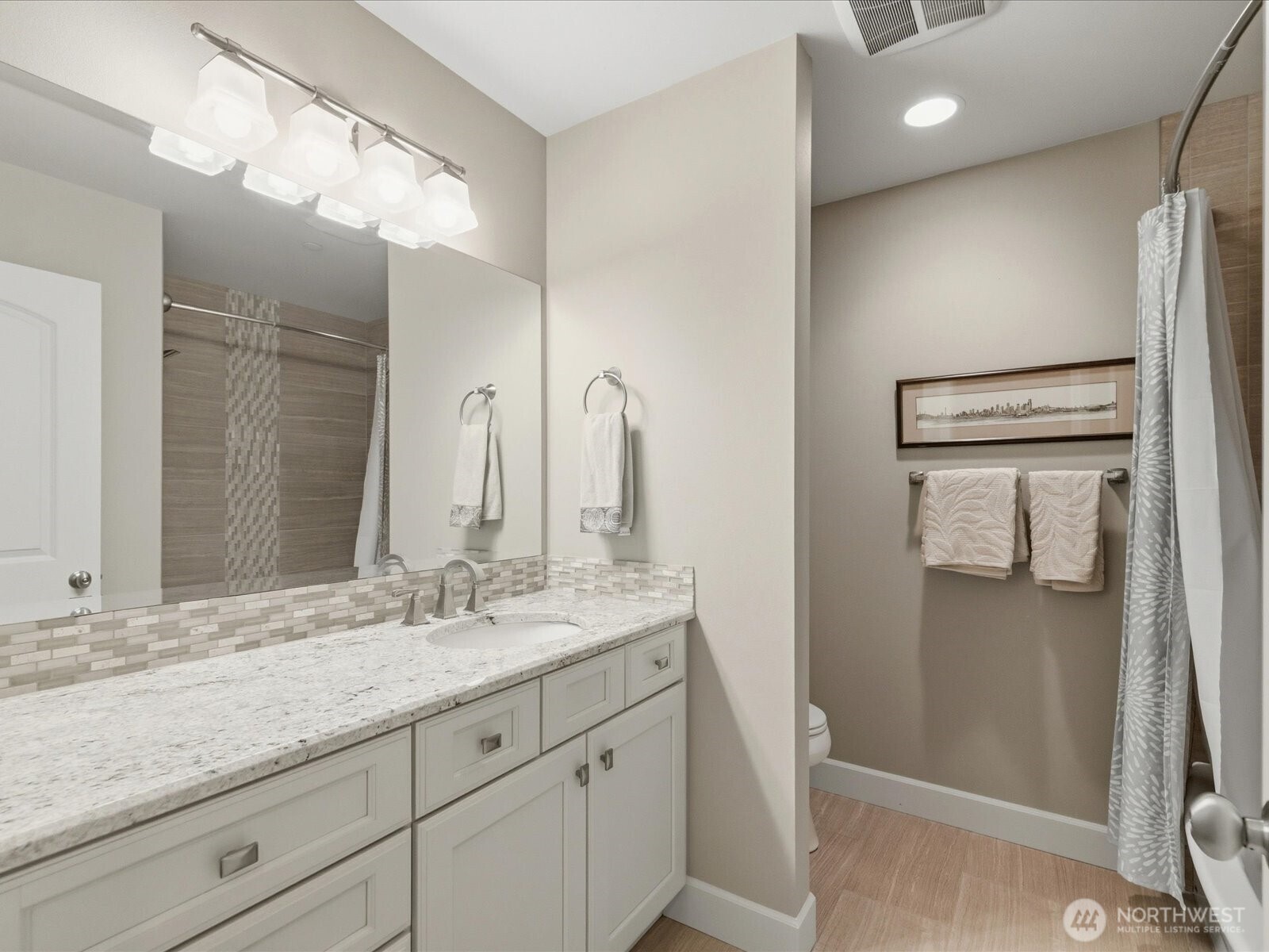 1040 6th Avenue S, Edmonds, WA 98020