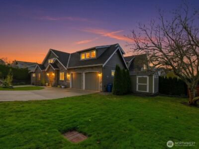 1040 6th Avenue S, Edmonds, WA 98020 - Photo 2