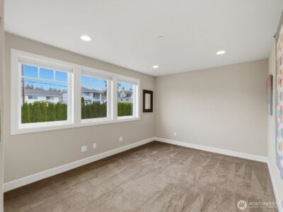 1040 6th Avenue S, Edmonds, WA 98020 - Photo 25