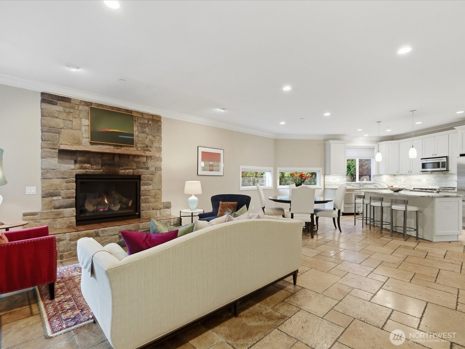 1040 6th Avenue S, Edmonds, WA 98020