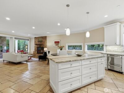 1040 6th Avenue S, Edmonds, WA 98020 - Photo 9