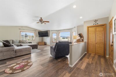 5603 E Hamilton Road , Benton City, WA 99320 - Photo 4