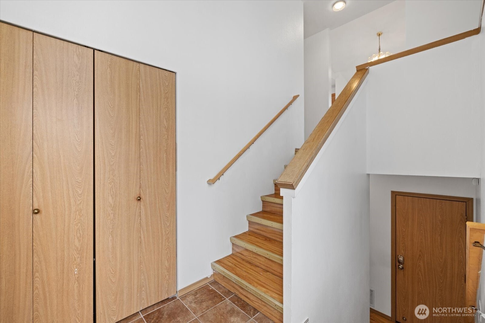 3001 S Charlestown Street , Seattle, WA 98144