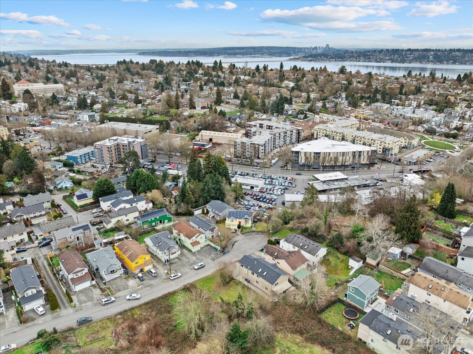 3001 S Charlestown Street , Seattle, WA 98144