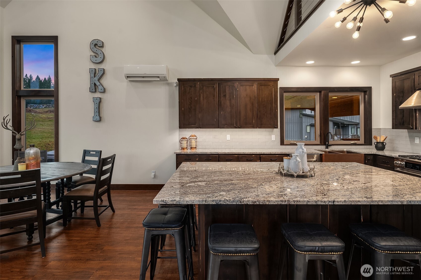 126 Burl Lane , Packwood, WA 98361