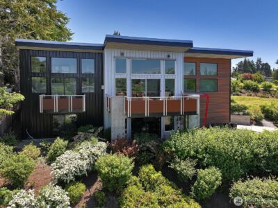 1649 Stewart Road , Freeland, WA 98249