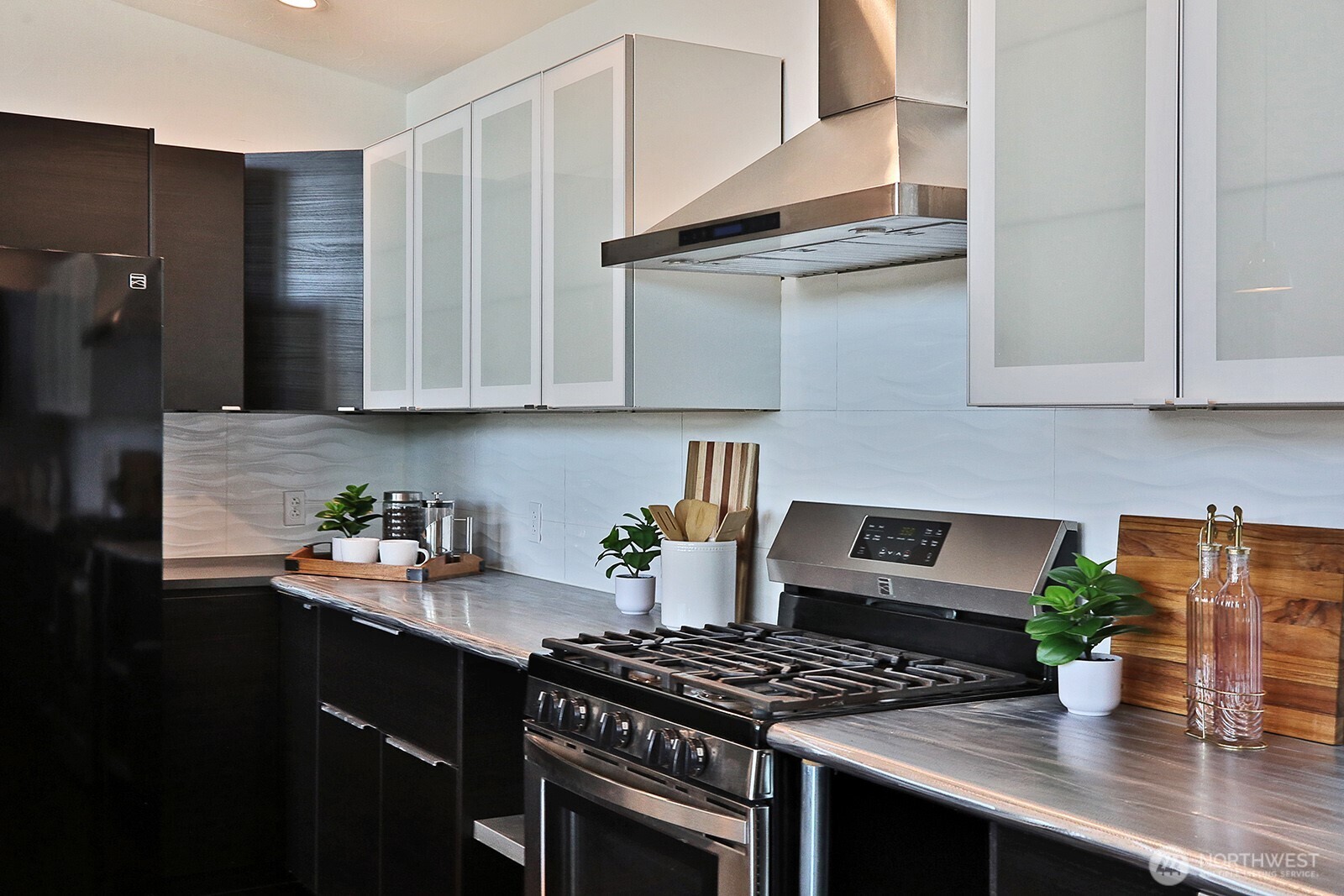 1649 Stewart Road , Freeland, WA 98249