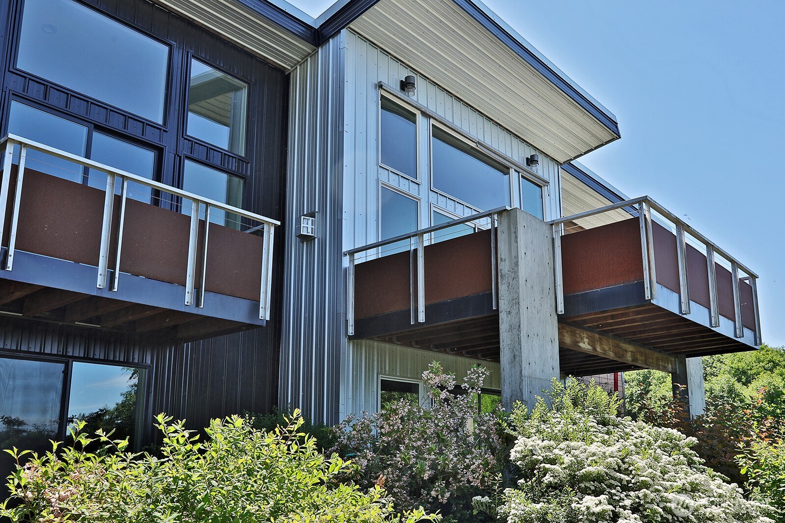 1649 Stewart Road , Freeland, WA 98249