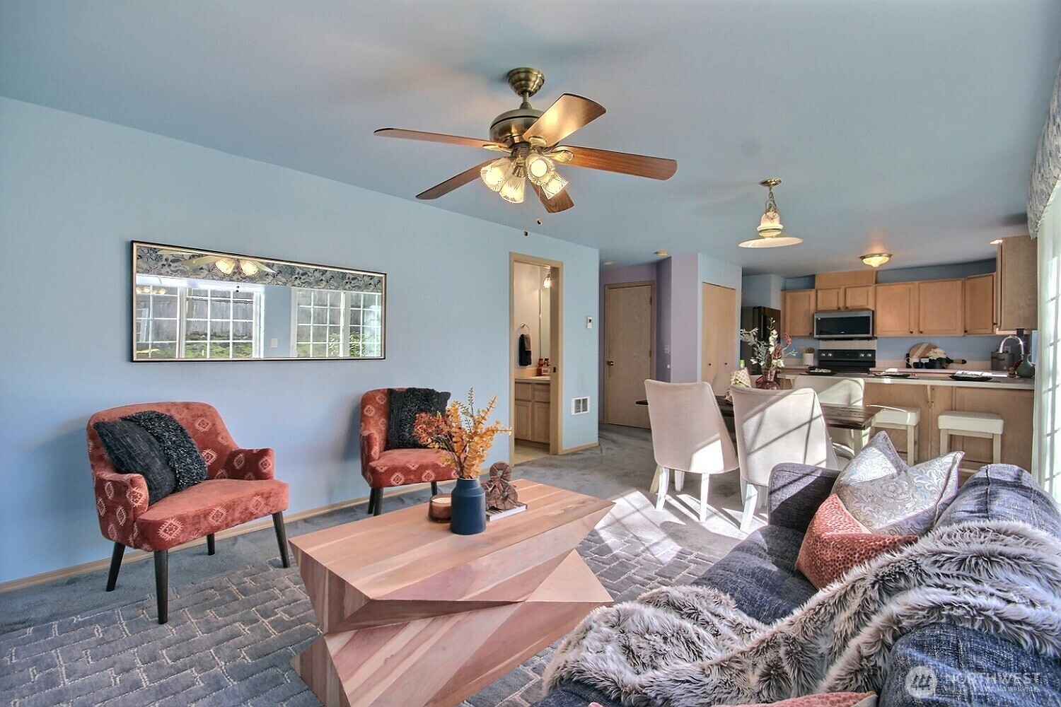 10513 SE 250th Place #F104, Kent, WA 98030