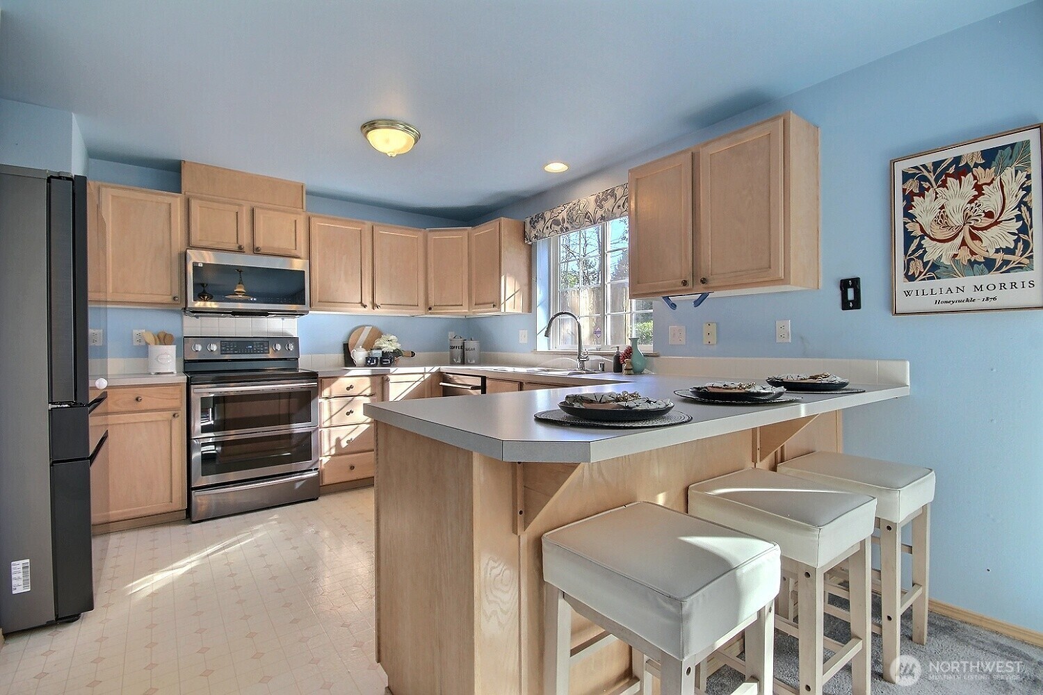 10513 SE 250th Place #F104, Kent, WA 98030