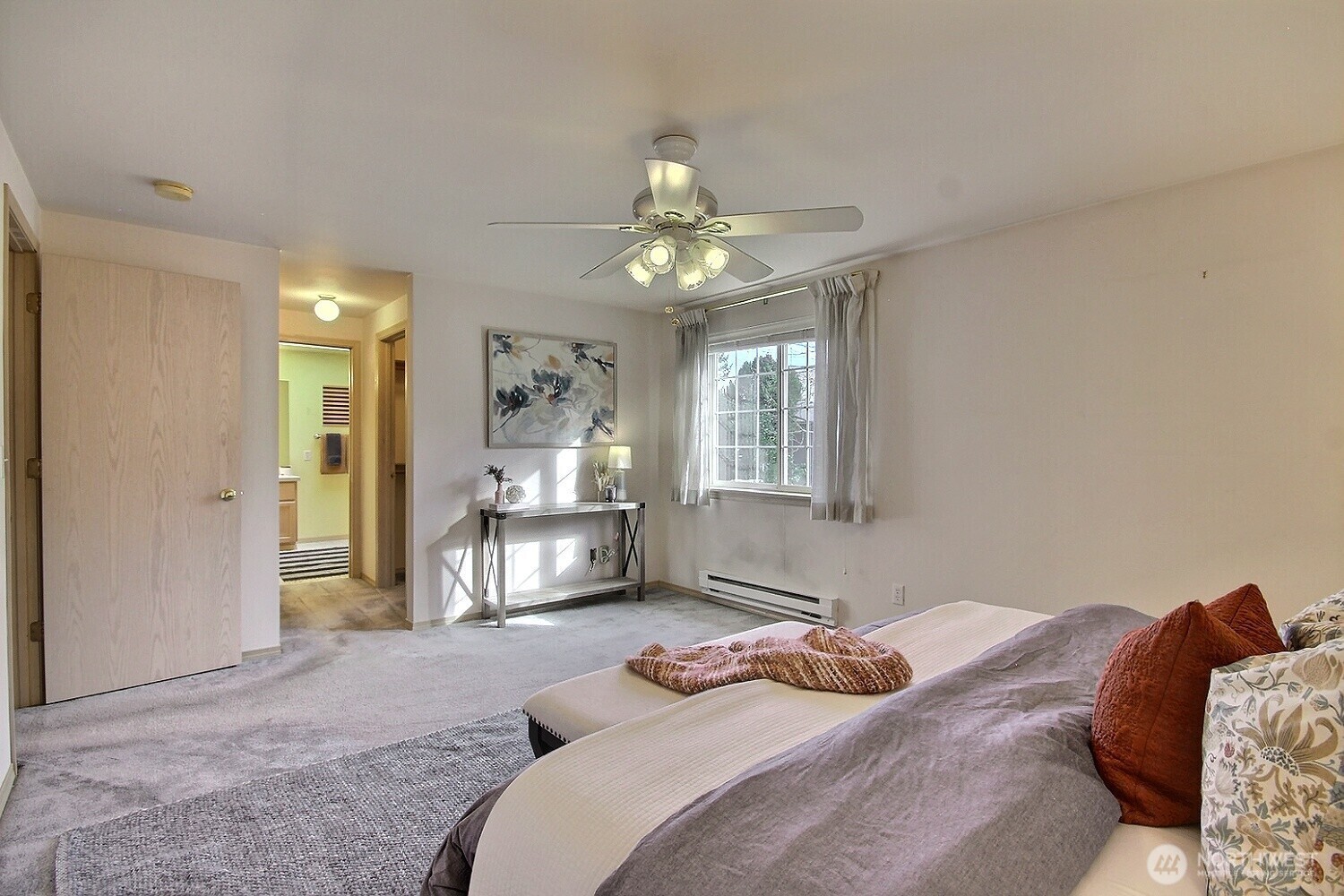 10513 SE 250th Place #F104, Kent, WA 98030