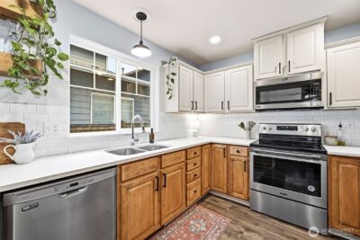 9917 2nd Place NE, Lake Stevens, WA 98258-1656 - Photo 16