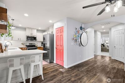 9917 2nd Place NE, Lake Stevens, WA 98258-1656 - Photo 10