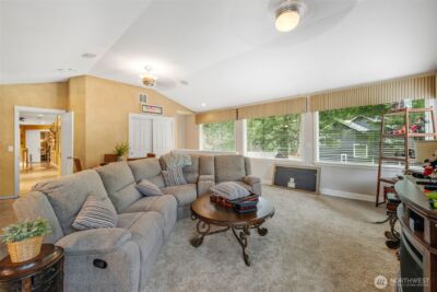 27565 265th Court SE, Ravensdale, WA 98051-8209 - Photo 15