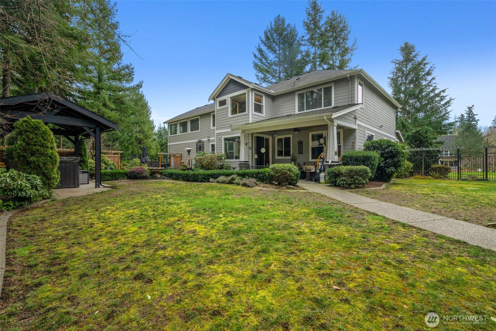 27565 265th Court SE, Ravensdale, WA 98051-8209