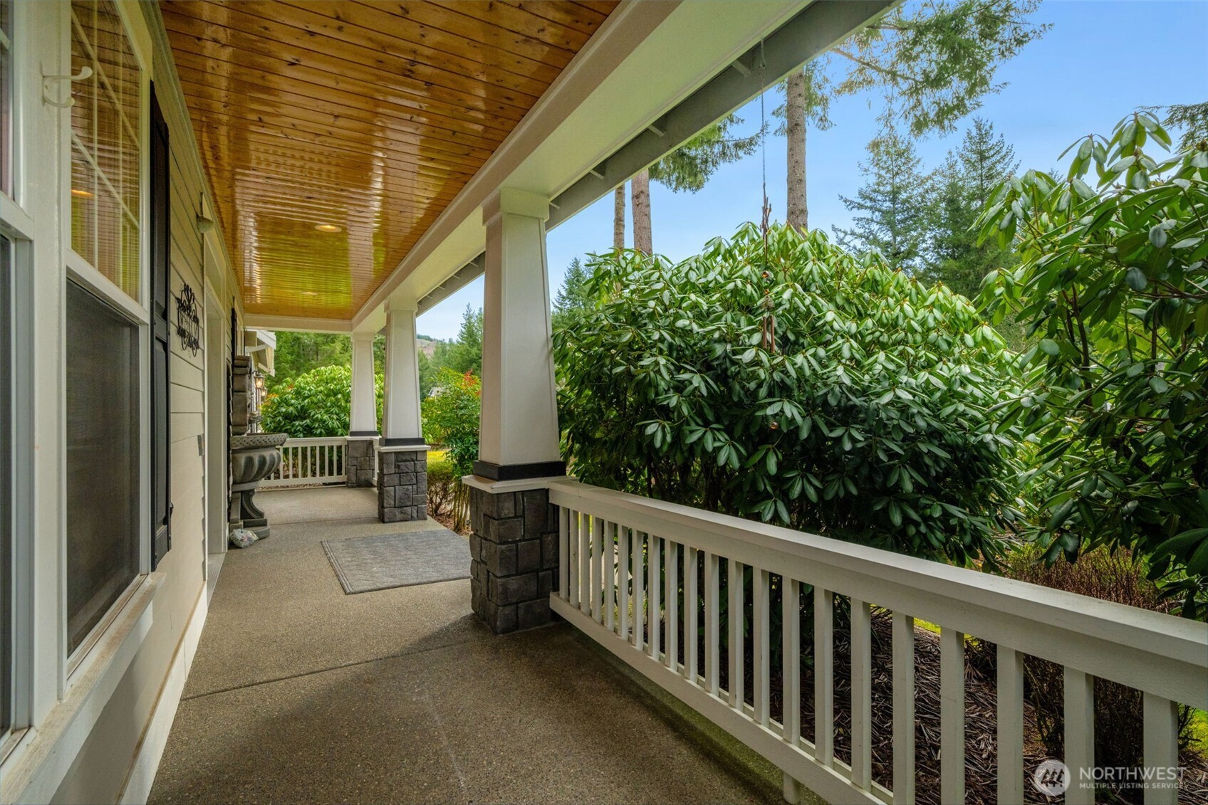 27565 265th Court SE, Ravensdale, WA 98051-8209