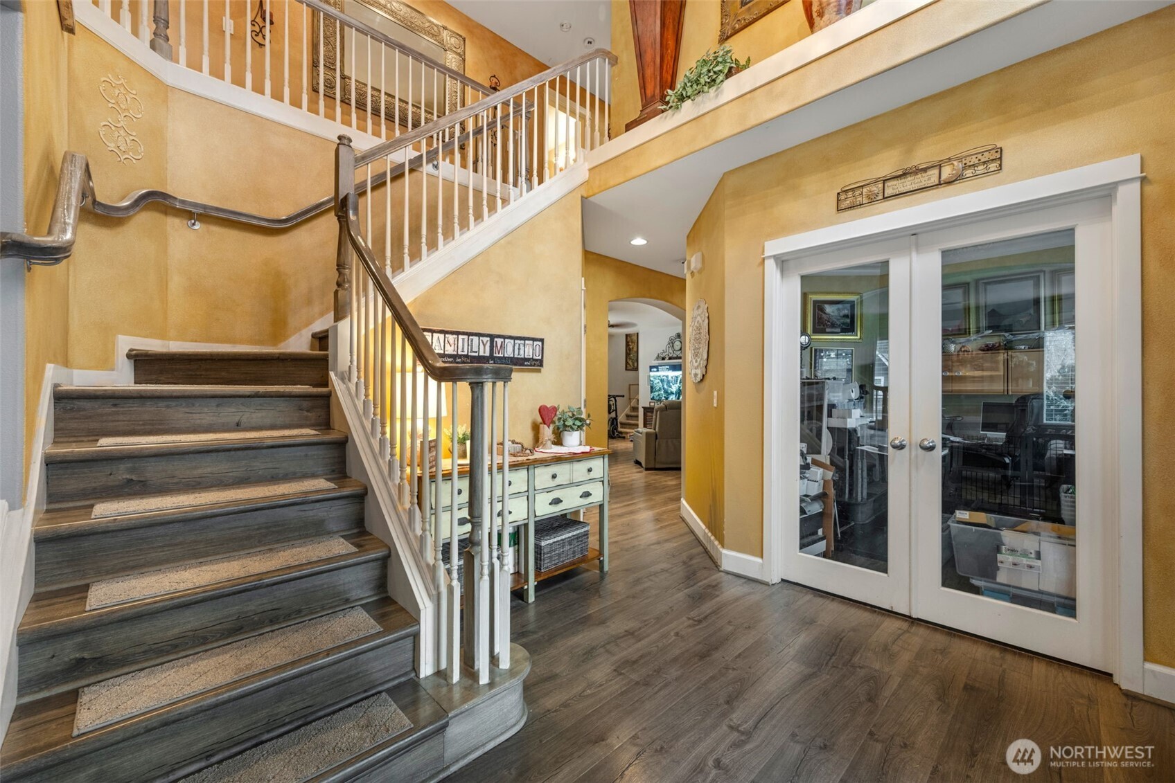 27565 265th Court SE, Ravensdale, WA 98051-8209