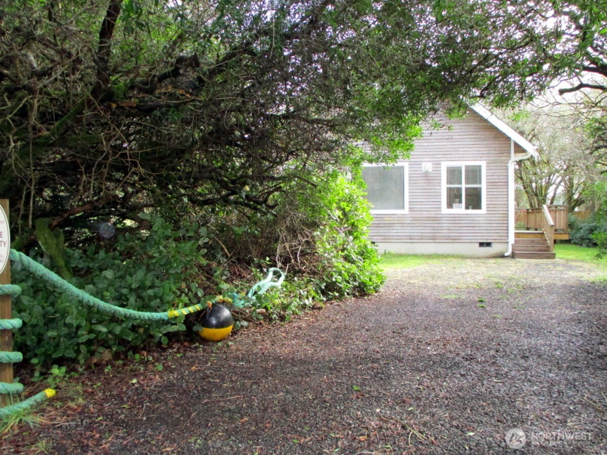 160 S Port Loop SW, Ocean Shores, WA 98569